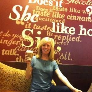 Meet your Posher, Leah